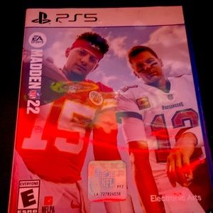 For sale I don’t play madden no more so I wanna get rid of it